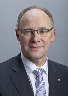 Hansjörg Knecht